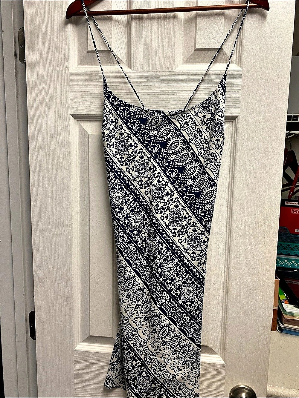 Abercrombie and fitch Blue & White Paisley Dress Size Small